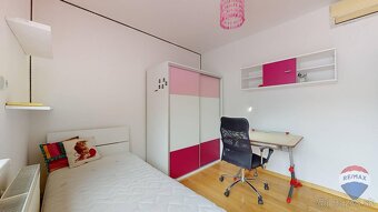 Na predaj veľkometrážny 5i exkluzívny byt s terasou a s 2 ga - 12