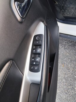 Fiat fremont 2.0,125kw,4x4 - 12