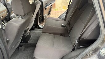 Suzuki Grand Vitara 2.4i, benzin + LPG - 12