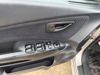 Hyundai Tucson 2.0 CRDI 4x4 - 12
