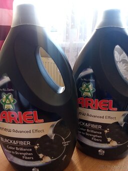Ariel z dovozu 6 litrov/120 praní a prášok 10,5 kg/165 praní - 12