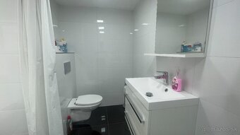 Zrekonštruovaný 2-izbový rodinný dom v obci T. Kľačany - 12