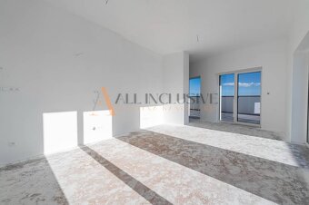 ZNIŽENÁ CENA l NA PREDAJ 2 IZBOVÝ BYT S BALKÓNOM, PODUNAJSKÉ - 12