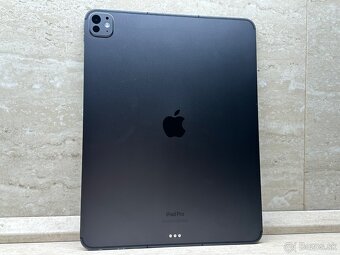 iPad Pro 13 256GB Wi-Fi + Cellular Space Black, 100% batéria - 12