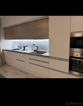 Jedinečný 1-izbový byt pod Slavínom - 12