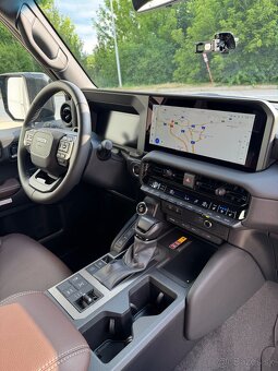 TOYOTA LAND CRUISER 2.8 D-4D - 12