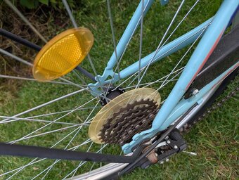 Tri bicykle pre rodinu - pánsky, dámsky a dievčenský - 12
