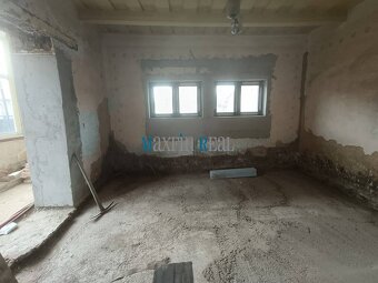 Vidiecky dom vo Vajke nad Žitavou - 12