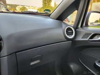 Predám  Opel Corsa 1.2 16V Active - 12