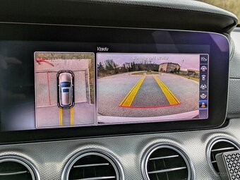 Mercedes-Benz E trieda Kombi 400 4MATIC 3.5 V6 AMG Line - 12