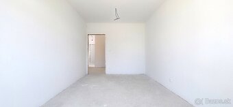 PNORF – skolaudovaný 4i RD, tep. čerpadlo, 561 m2, Krakovany - 12
