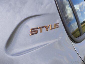 Peugeot 208 STYLE - 1.2 PureTech 74kw,NOVÉ VOZIDLO-ZÁRUKA - 12