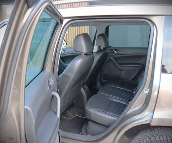 Škoda Yeti 2.0 TDI 140k 4x4 Experience DSG - 12