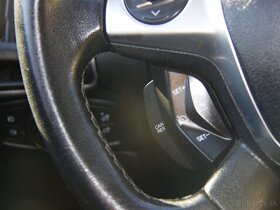 Ford Focus Combi automatická 6-stupňová prevodovka - 12