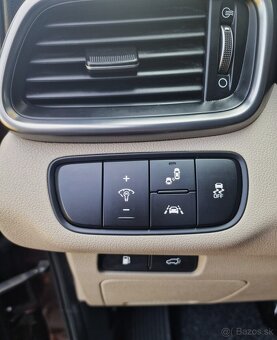Kia Sorento 2.2 CRDi VGT 4WD PLATINUM AT6 SR 1majiteľ - 12