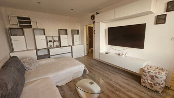 3-izb.byt v Senici - L. Novomeského s výťahom a lodžiou - 12