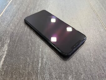 Apple iPhone 11 Pro Max 64 GB Space Gray - 12