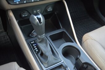 Hyundai Tucson 1.6 T-GDI SR 1. majiteľ Top Stav 4x4 - 12