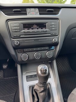 Skoda Octavia III 1.6 TDi combi - 12
