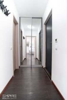 Priestranný nadštandardný rodinný dom v tichej lokalite - Ko - 12
