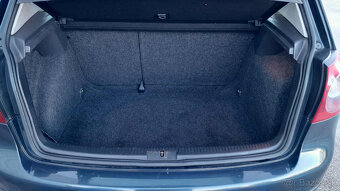 Volkswagen Golf V   1.6 75kw-- nová stk+ek -- - 12