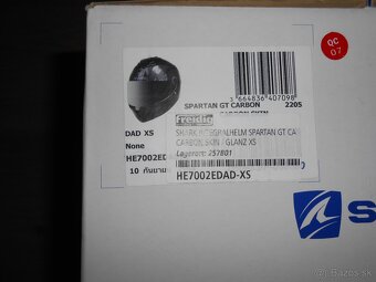 Predam krasnu novu karbonovu moto prilbu znacky SHARK SPARTA - 12