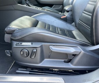 Volkswagen Passat Variant 2.0TDI R-Line 4Motion - 12
