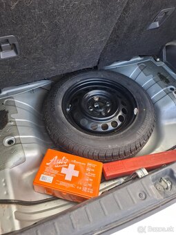Suzuki Ignis 1,3 wwt 69 kw benzín - 12