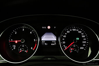 Volkswagen Passat Variant 2.0 TDI DSG EVO Elegance - 12