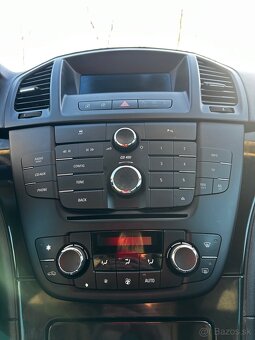 Opel Insignia 2011 - 12