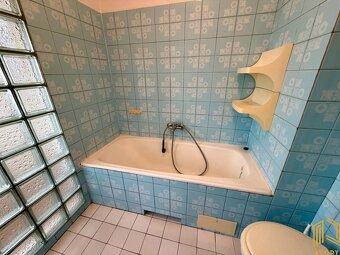 DVOJDOM, GARÁŽ, HOS. BUDOVA na pozemku 1140m² SENICA-KUNOV. - 12