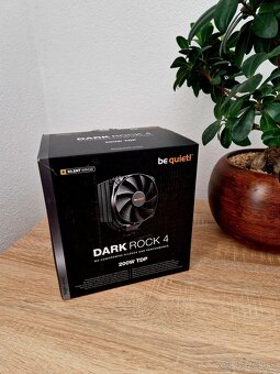 9700k+z390 aorus +32gb vengeance p7ro + bequiet Dark rock 4 - 12
