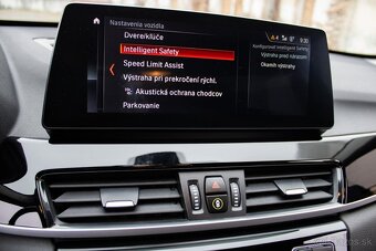 BMW X1 sDrive 16d A/T - 12