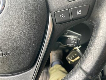 Toyota Corolla 1.6i 97kw, r.2019, klima, 1. majitel - 12