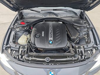 BMW Touring 330D Luxury line - 12