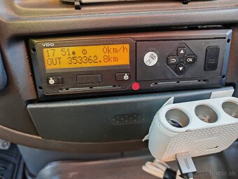 Mercedes-Benz 616CDI - 12