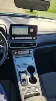 HYUNDAI Kona electric - 12