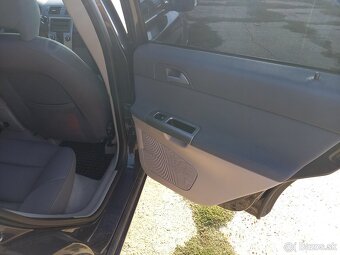 Volvo v50 - 12