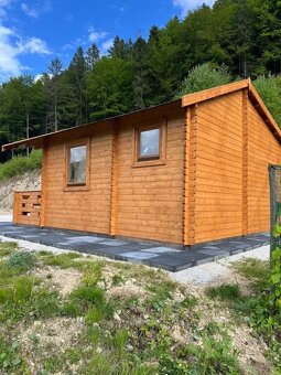 Na predaj pozemok s novým zrubovým domčekom v obci Slovinky - 12