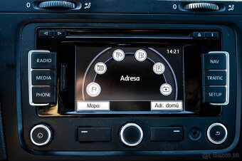 VW Golf Variant 2.0TDI Highline (2011) - 12