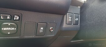 Toyota RAV4 2.2 l D-4D Active - 12