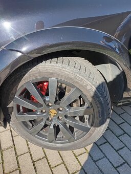 Porsche Cayenne 4,5 biturbo V8 - 12