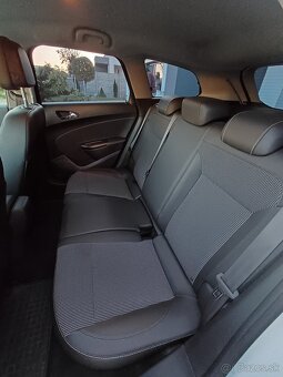 Opel Astra Sports Tourer Cosmo diesel - 12