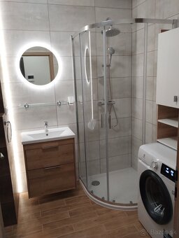 Prenájom 2-izbovy byt s park. miestom - 12