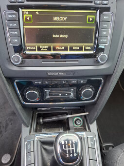 ŠKODA SUPERB COMBI 1,6 TDi 77kW 2014 - 12