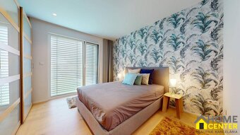 NA PRENÁJOM MODERNÝ 3 IZBOVÝ RODINNÝ DOM S DVOJGARÁŽOU, NOVÁ - 12