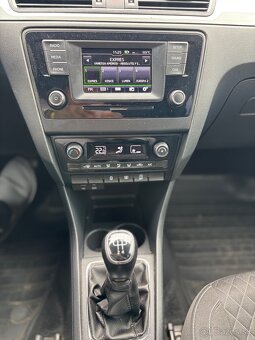 Predam Skoda rapid 1.2TSI 66KW 2017/11 DRIVE 101 843KM - 12