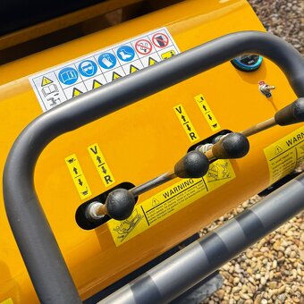 Pásový dumper 500 kg – motor Briggs & Stratton - 12