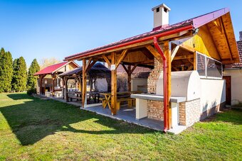 ZNÍŽENIE Na predaj rodinný vidiecky dom - 12