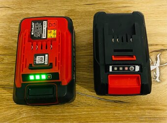 Einhell Power X-Change Aku GE-CM 18/30 Li (1x3,0Ah) - 12